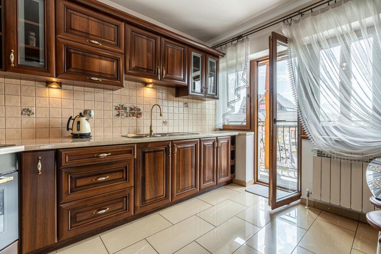 Apartament Dana โปโรนิน ภายนอก รูปภาพ